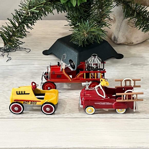 Vintage Hallmark Ornament Lot Toledo Fire Engine Kittie Car Truck Garton Hot Rod - Picture 1 of 16